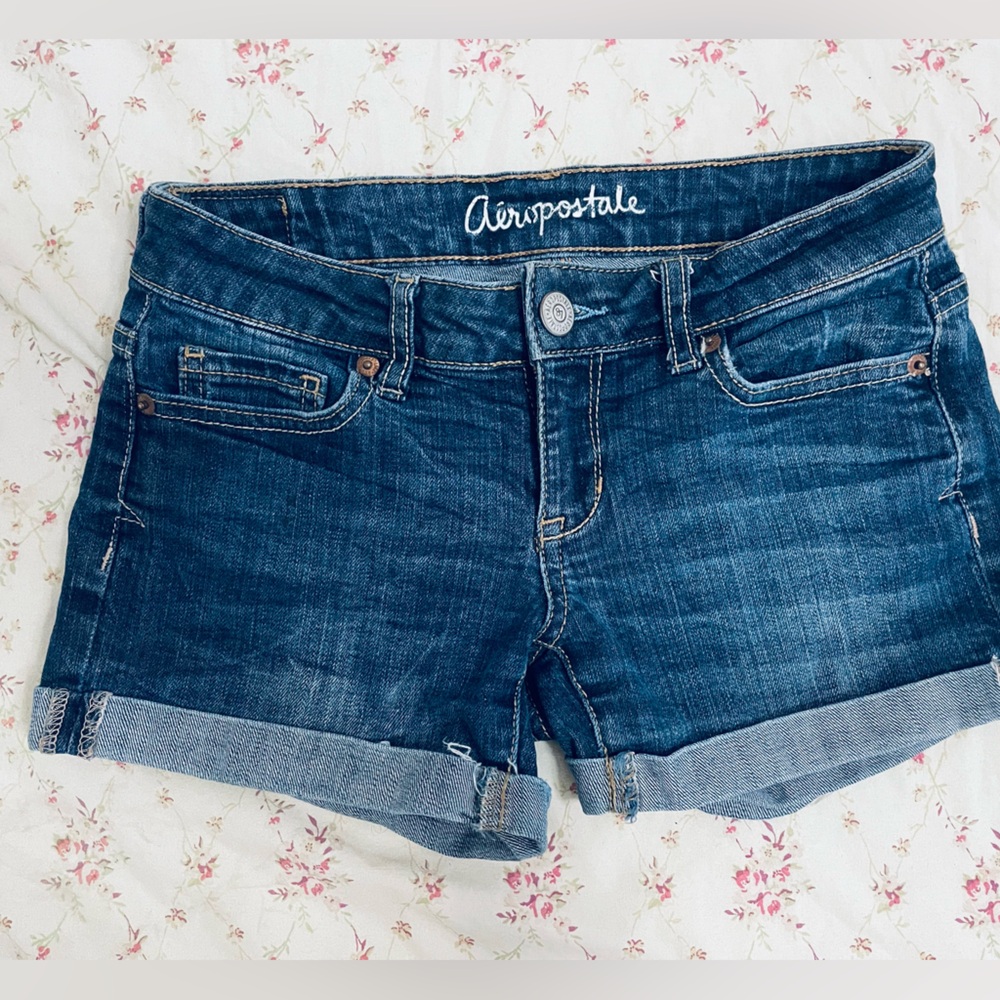 Mid rise aeropostale short shorts!